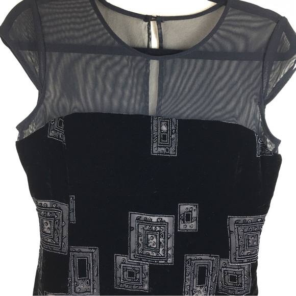 Suzanne Black Velvet Mesh Neck-Line Square Applique Detail Mini Dress Sz 8 - Picture 8 of 14